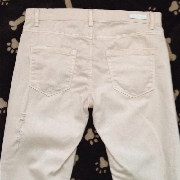 🎉HP🎉Blank NYC Distressed Jeans - Picture 5 of 8